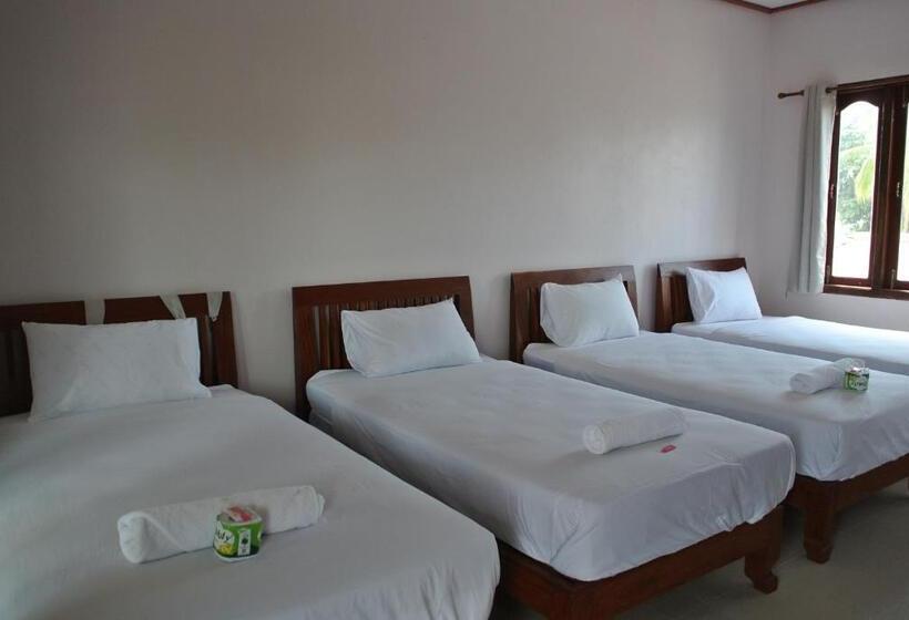 四人标准间, Mama Leurth Sunset Guesthouse