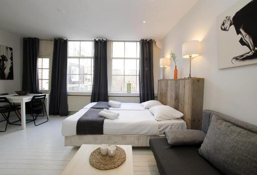 标准间, Amsliving