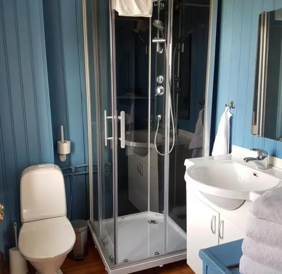 اتاق استاندارد چهار تخته, Guesthouse Gamli Bær