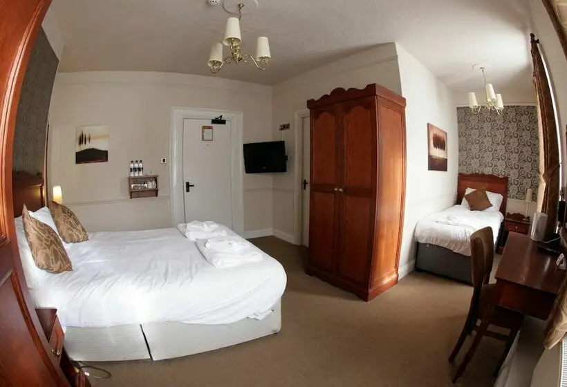 ファミリールーム, Original White Hart, Ringwood By Marston's Inns