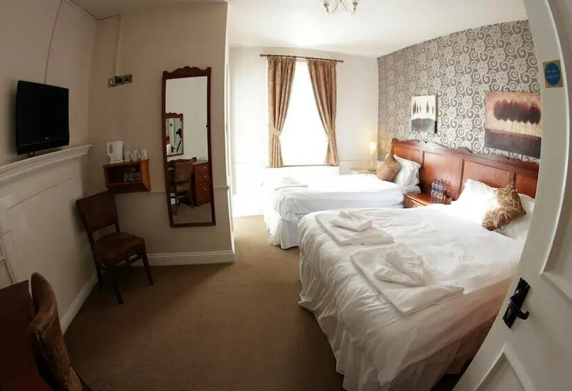 ファミリールーム, Original White Hart, Ringwood By Marston's Inns