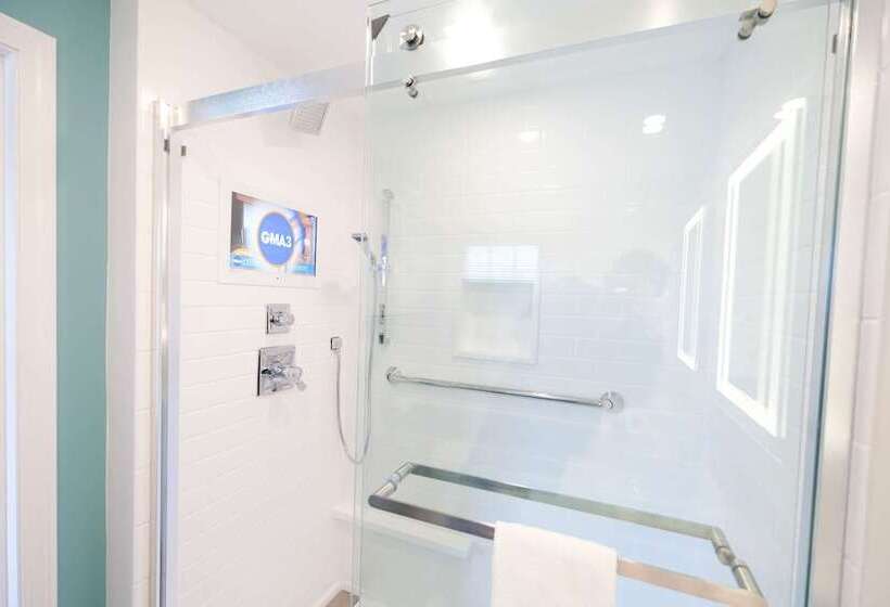 חדר דלוקס לארבעה, Norseman Resort On The Beach