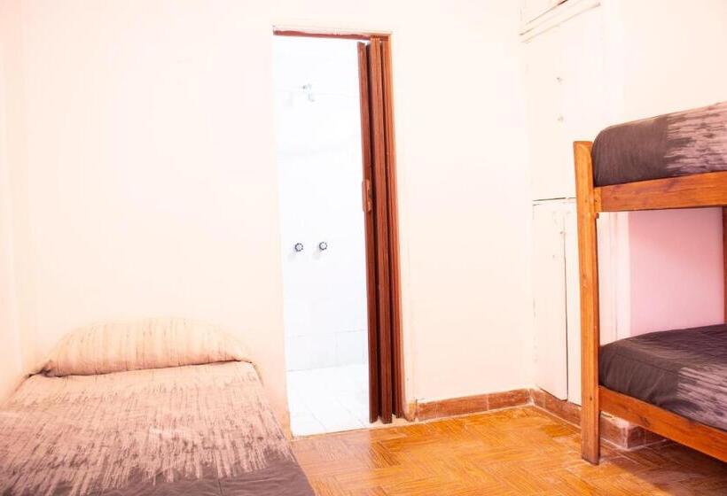 스탠다드 트리플 룸, Yanquetruz