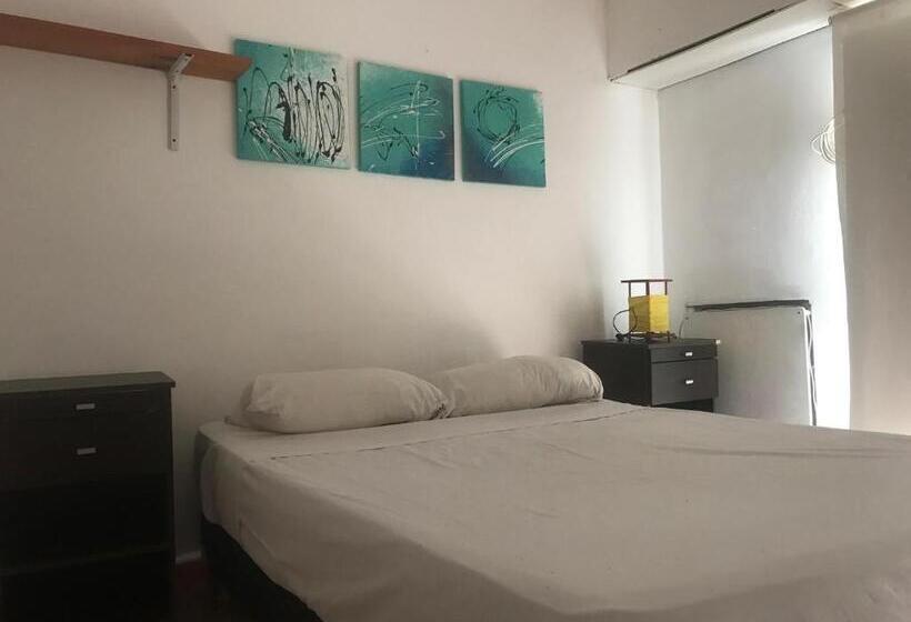 스탠다드 발코니 룸, Yanquetruz