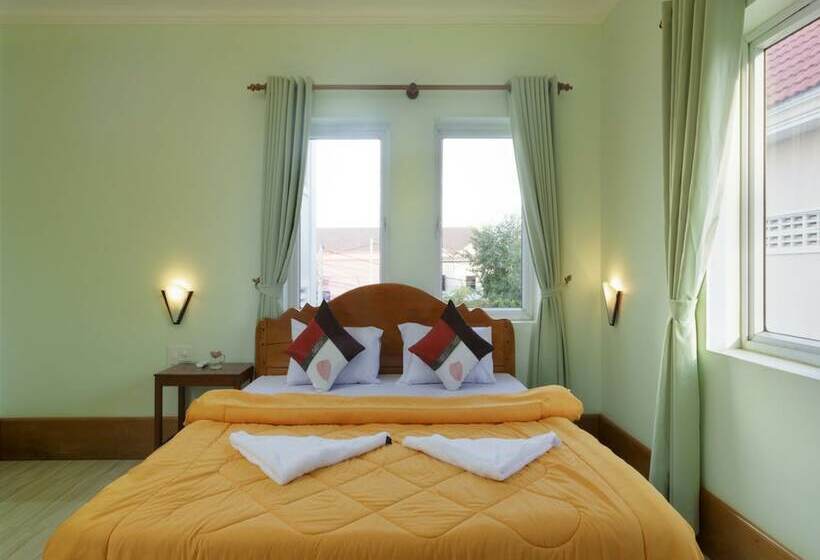 デラックスルーム, Emily And Nana Lodge