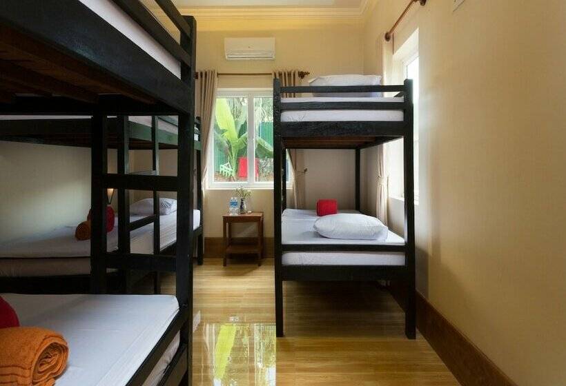 غرفة عائلية, Emily And Nana Lodge