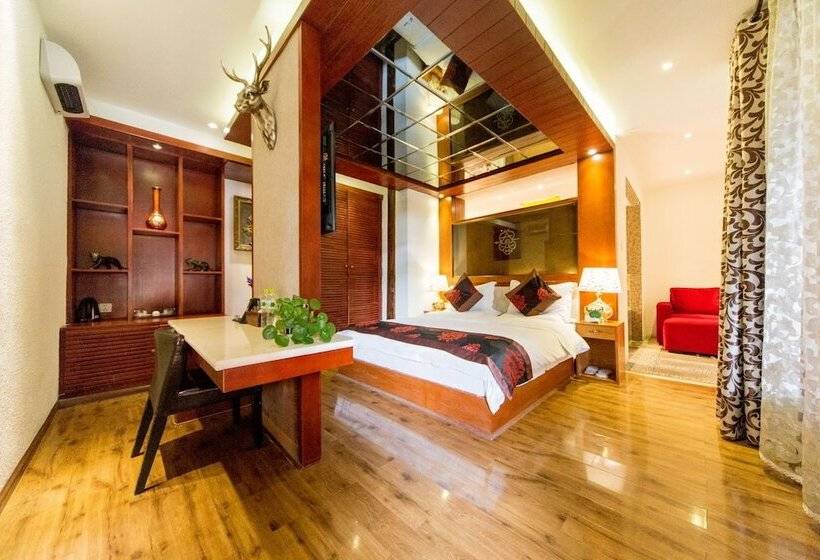 Номер Deluxe, Lijiang Bairui Vacation