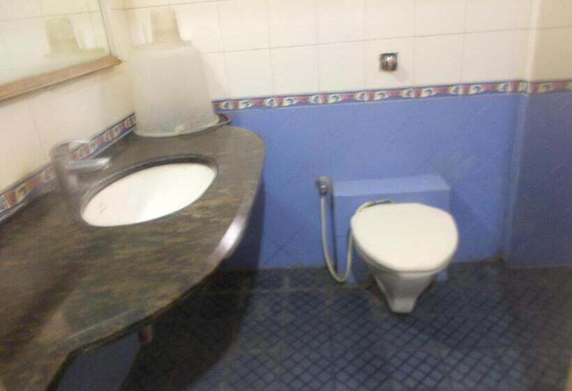 デラックスルーム, Modern