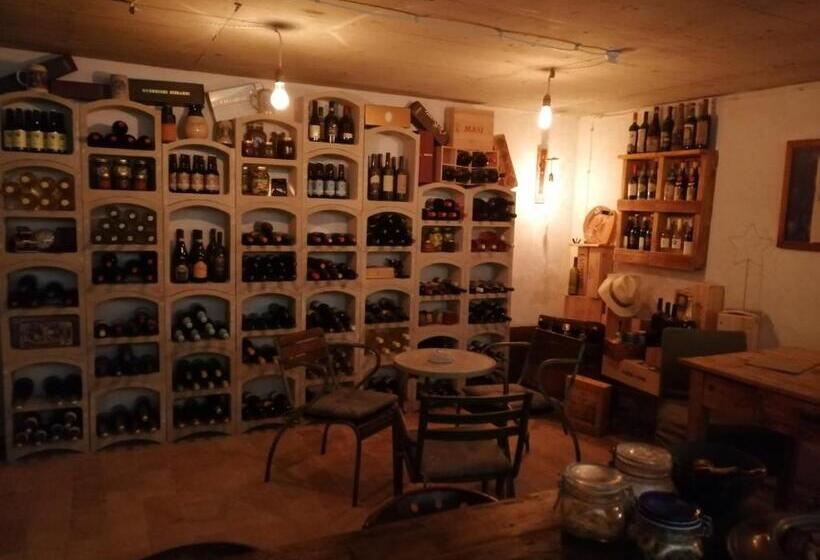 سوییت جونیور لوکس, Ca' Blanca