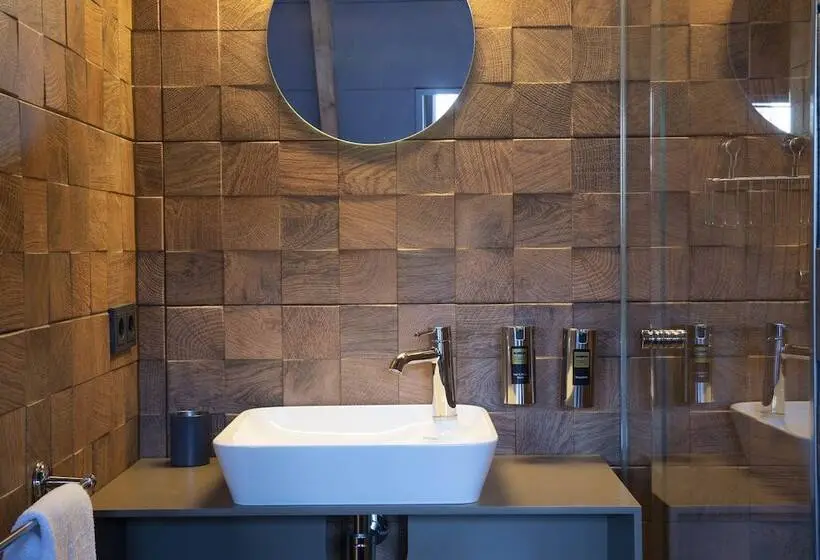 コンフォートルーム, Boutiquehotel Staats