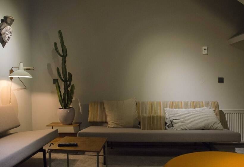 جناح ملكى, Boutiquehotel Staats