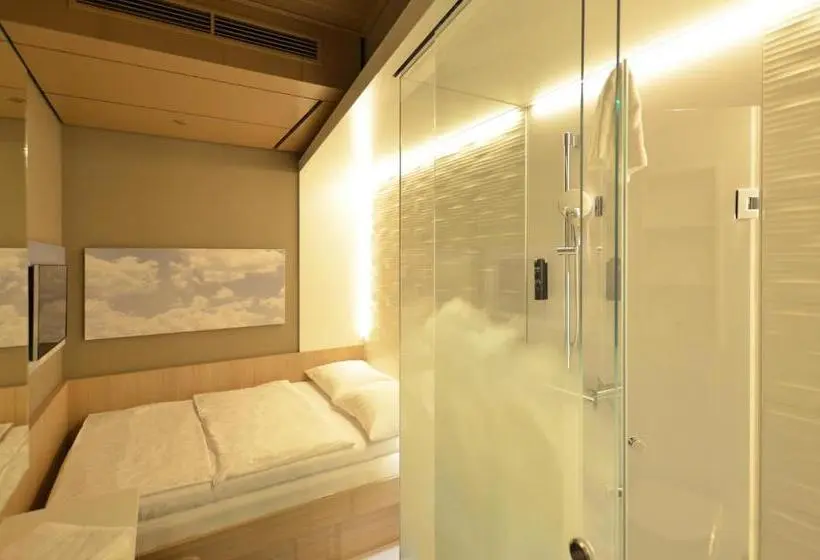 اتاق اکونومی, My Cloud Transit Hotel   Guests With International Flight Only!