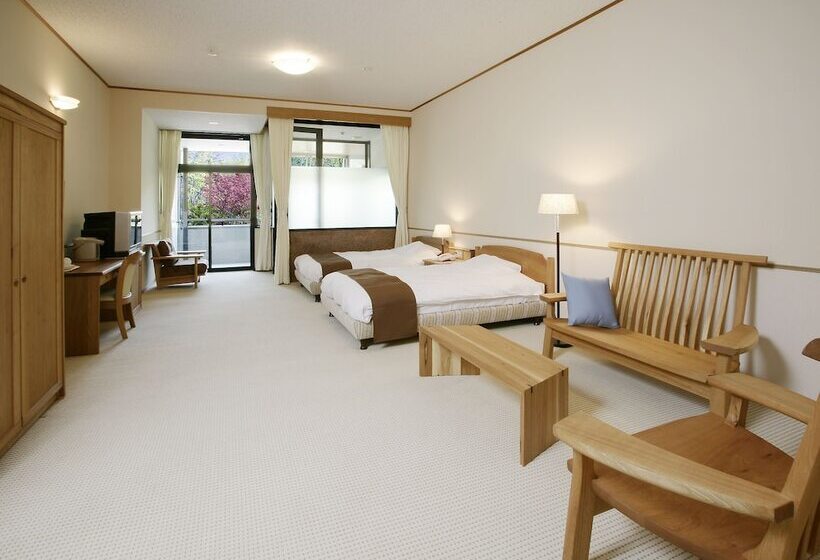 חדר סטנדרט לשלושה, Nakao Kogen Hotel Kazaguruma