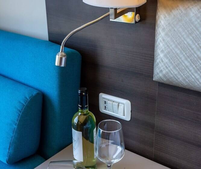 Quarto superior, Ramada Olivie Nazareth