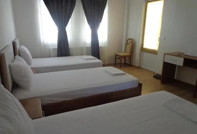 Standard Triple Room with Terrace, Rio