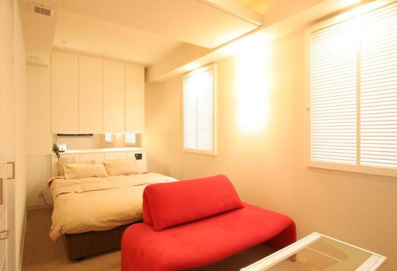 标准间, Rplus Adults Only