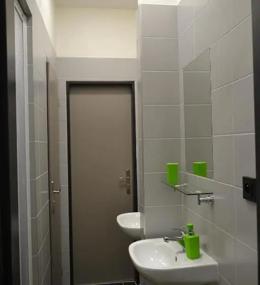 スタンダード４人部屋, Sporthotel Zimní Stadion Benešov
