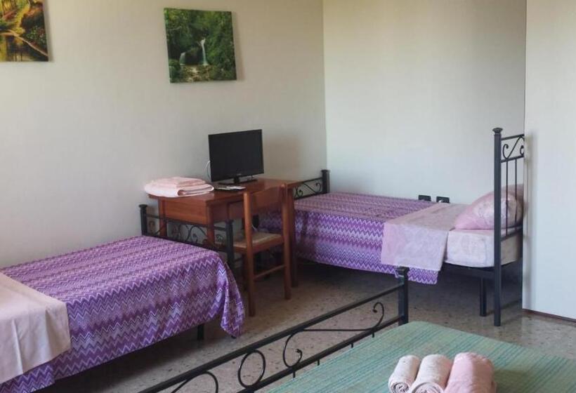 スタンダード4人部屋, B&b Stella Dell'adriatico