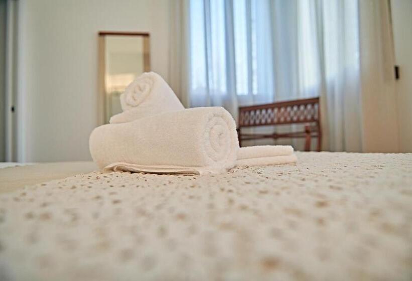 اتاق لوکس, B&b Villa Romano