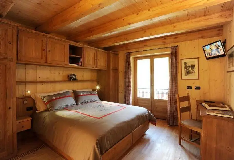 バルコニー付きスタンダードルーム, Hibou Chambres Cogne