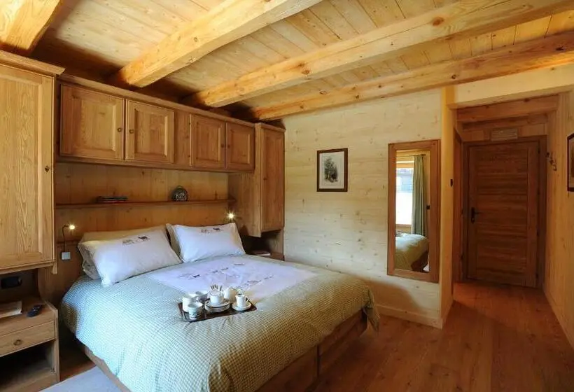 バルコニー付きスタンダードルーム, Hibou Chambres Cogne
