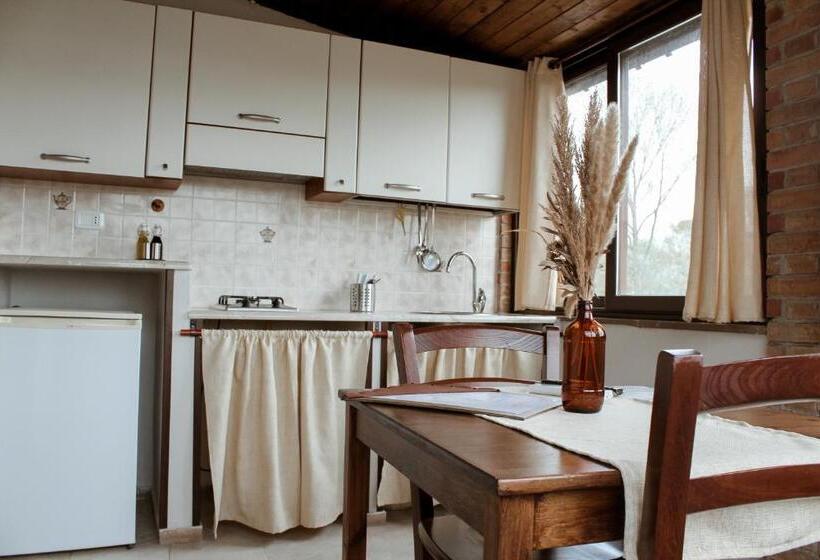 إستديو قياسى مطل على حمام السباحة, Country House L Aia   Wellness & Relax