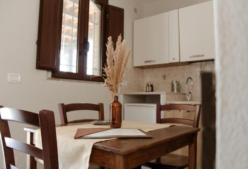 Escritório Standard Vista Jardim, Country House L Aia   Wellness & Relax