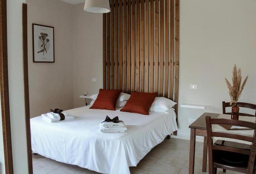 Estúdio Estandar com Sacada, Country House L Aia   Wellness & Relax