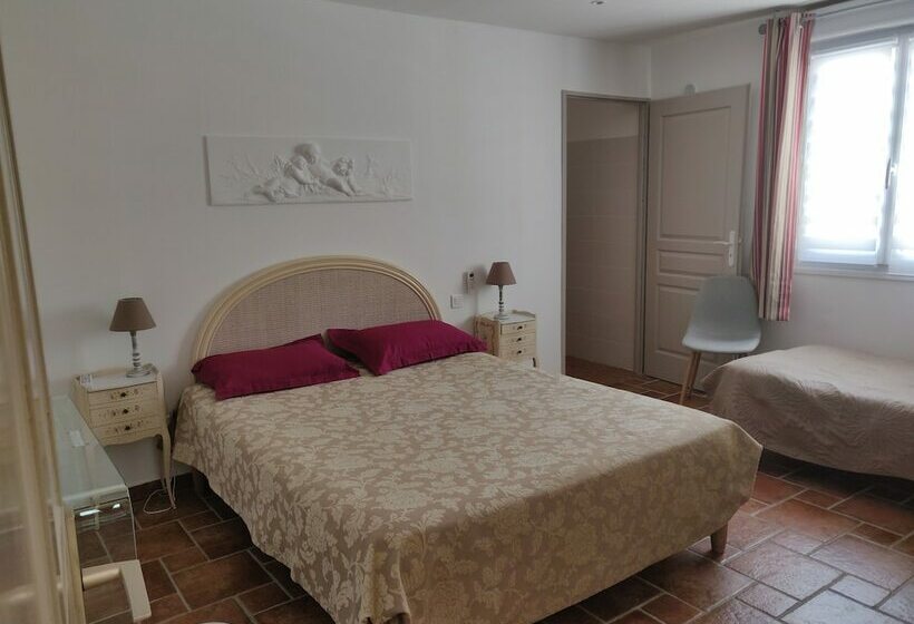 스탠다드 트리플 룸, Domaine De Foresta