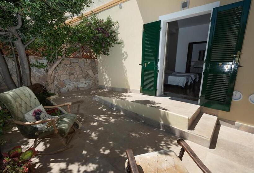 家庭房带园景, Il Giardino Di Tatiana Rooms & Breakfast