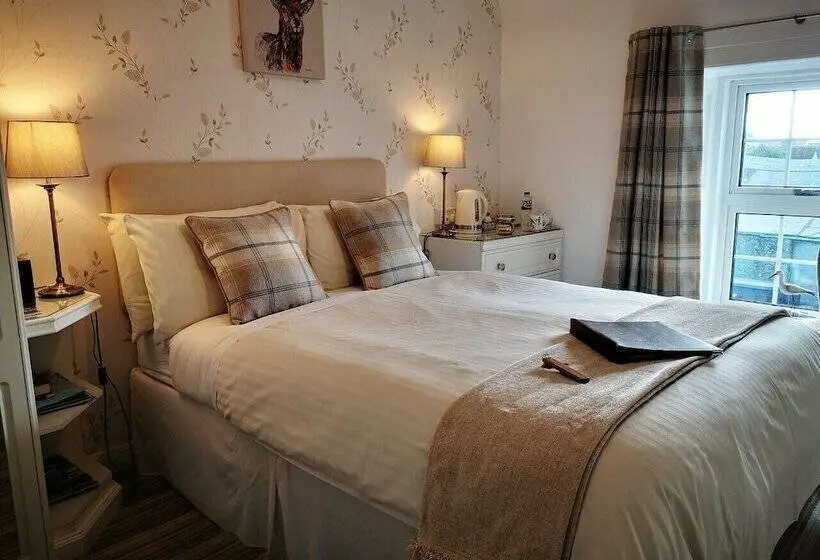 スタンダードルーム, Lossiemouth House