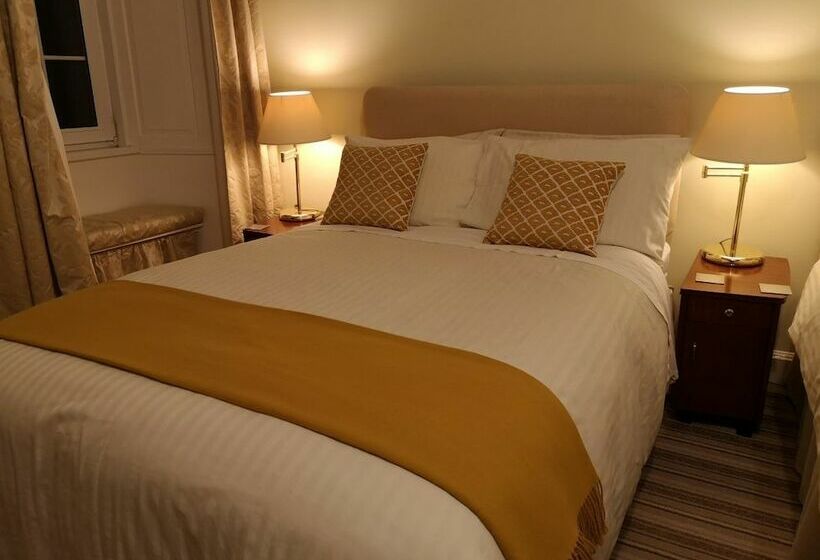 Номер Стандарт, Lossiemouth House