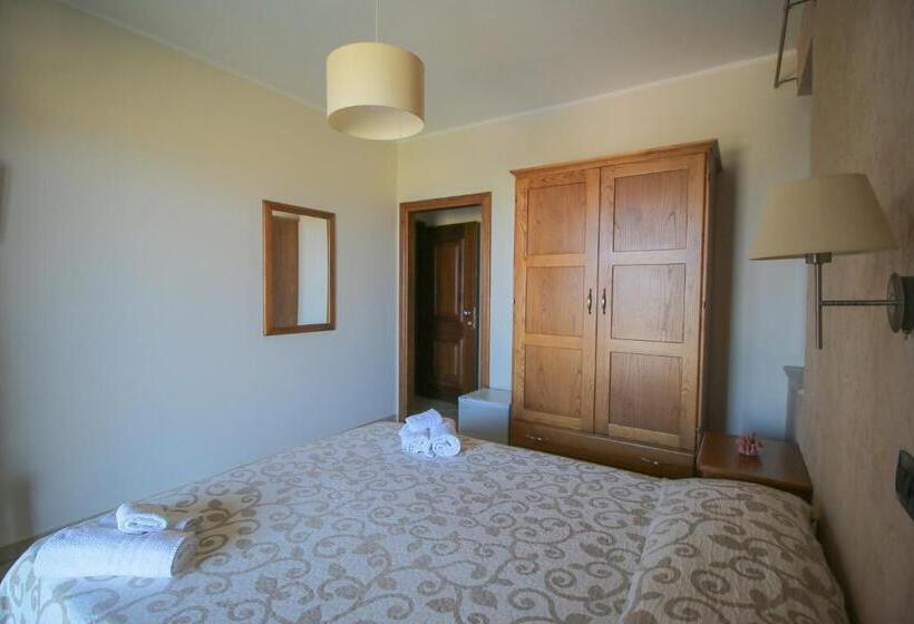 オーシャンビュースタンダードルーム, Villa D Aquino