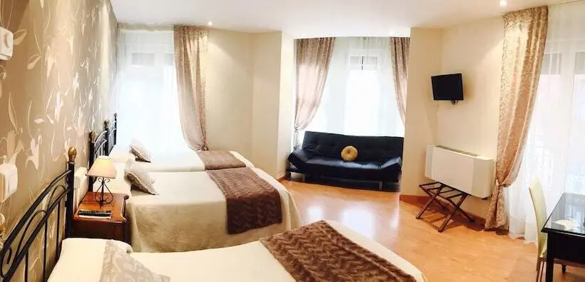 スタンダード４人部屋, Hosteria Villa De Castro