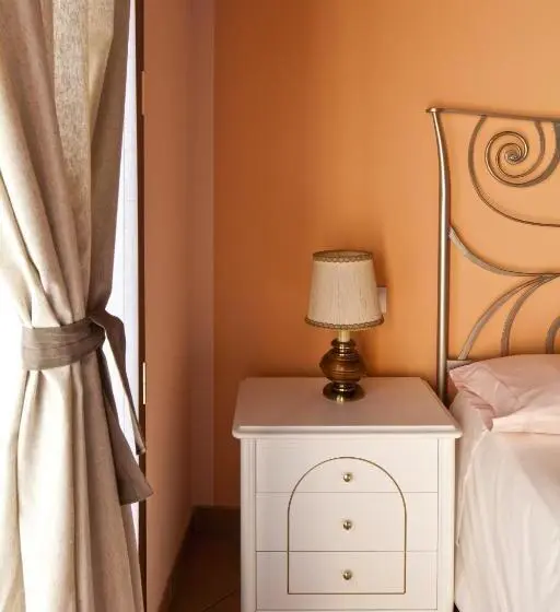 デラックスルーム, La Corte D Emilio B&b