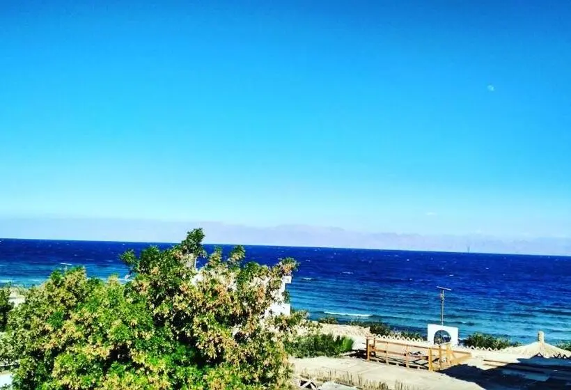 Triple Room Sea View, Golden Europe