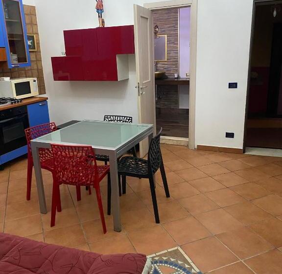 דירת חדר נוף לים, B&b L Infiorescenza New