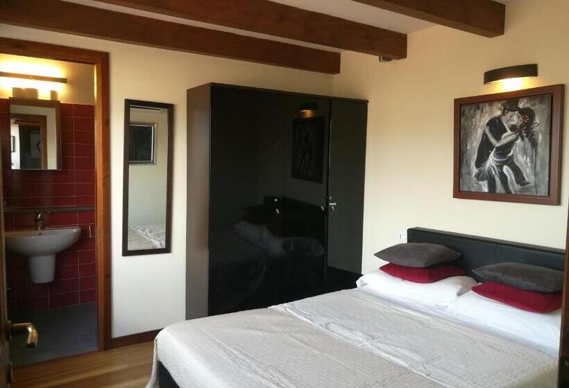 1 Bedroom Penthouse Apartment, Legacy