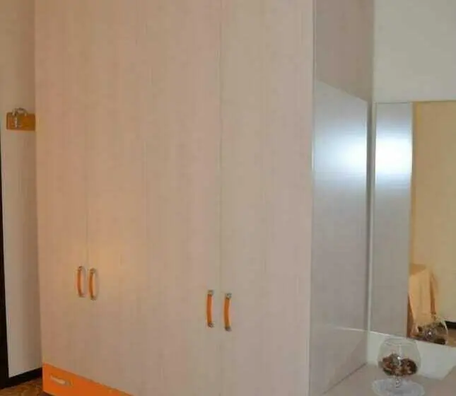 Standard Yhden Hengen Huone Parveke, Bed & Breakfast Marena