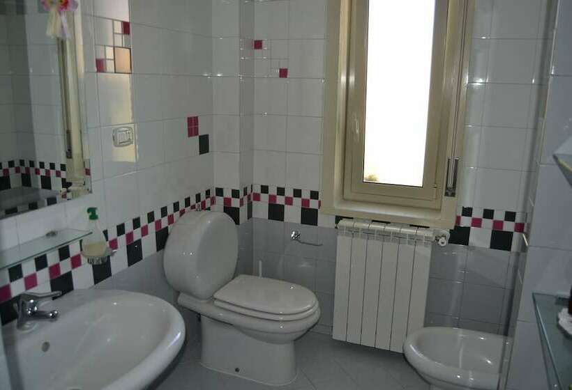 Номер Стандарт Индивидуальный с Балконом, Bed & Breakfast Marena