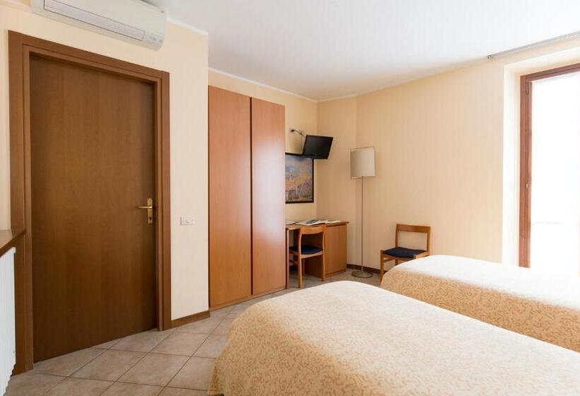 标准间, Antica Trattoria Dell'uva