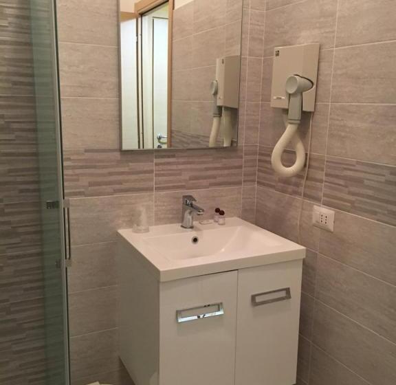 标准间, Antica Trattoria Dell'uva