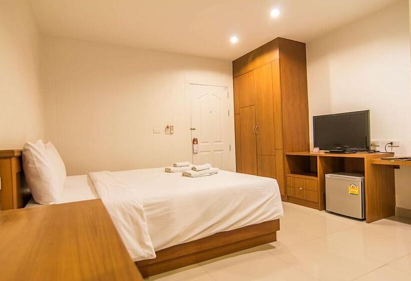 اتاق استاندارد, At Home At Udon