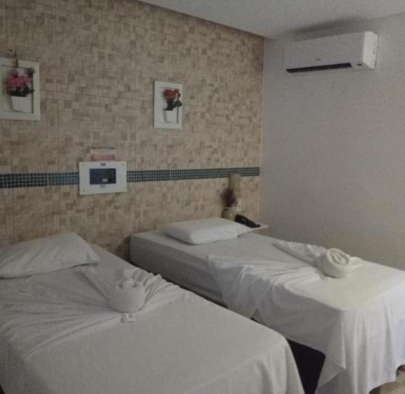 חדר סטנדרט, Cajuína City