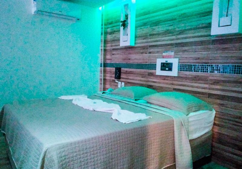 חדר סטנדרט לשלושה, Cajuína City