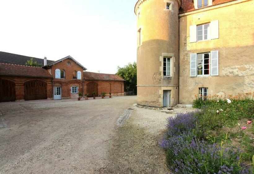 شقة غرفتين نوم مزودة بتراس, Château D Island Vézelay