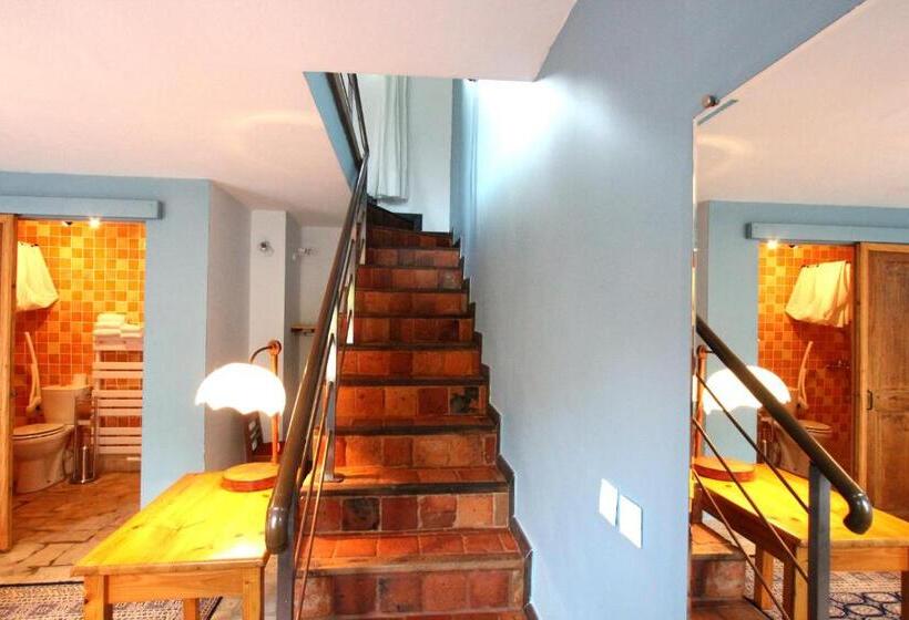 带露台两卧公寓, Château D Island Vézelay