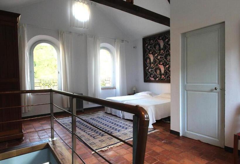 带露台两卧公寓, Château D Island Vézelay