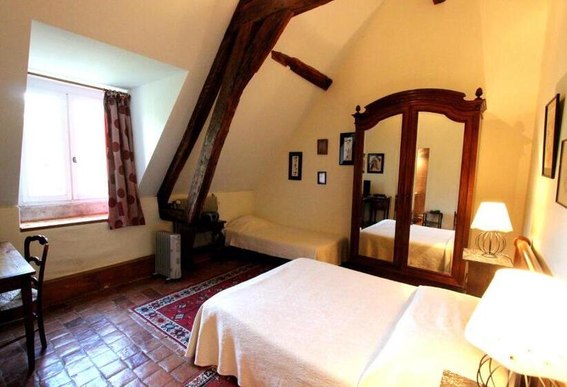 Номер Стандарт, Château D Island Vézelay