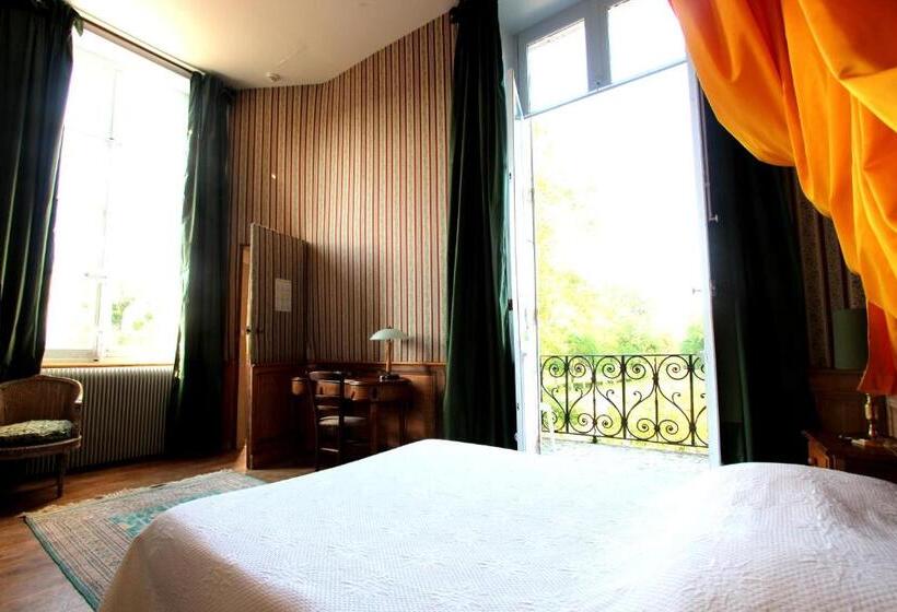 غرفة قياسية, Château D Island Vézelay